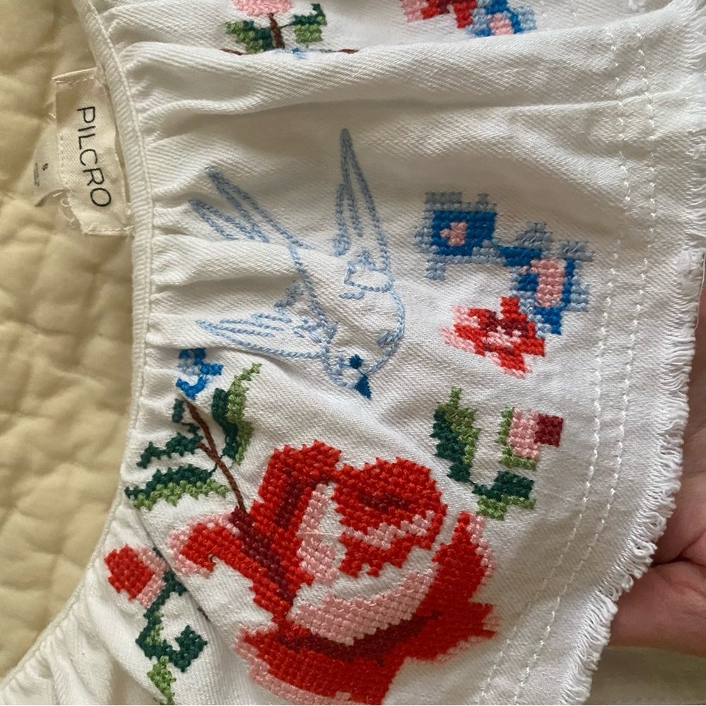 Anthropologie pilcro embroidered top - Picture 4 of 6